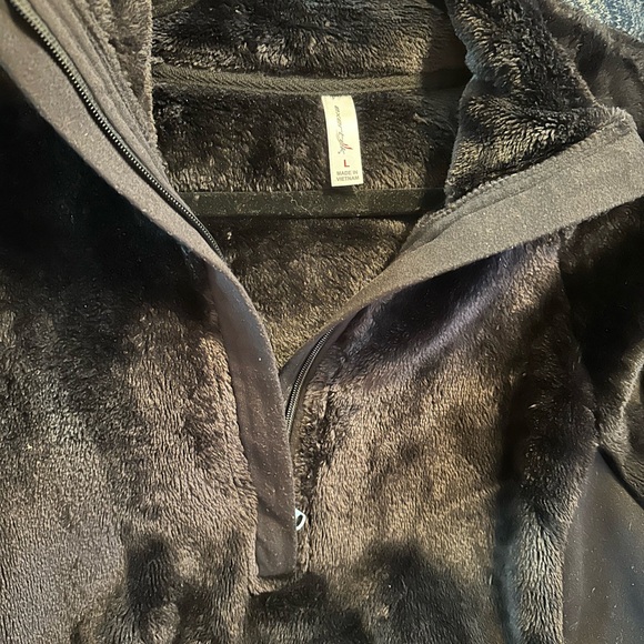 Exertek Black Full Zip Velour Jacket Size L. Super soft. - Picture 6 of 6